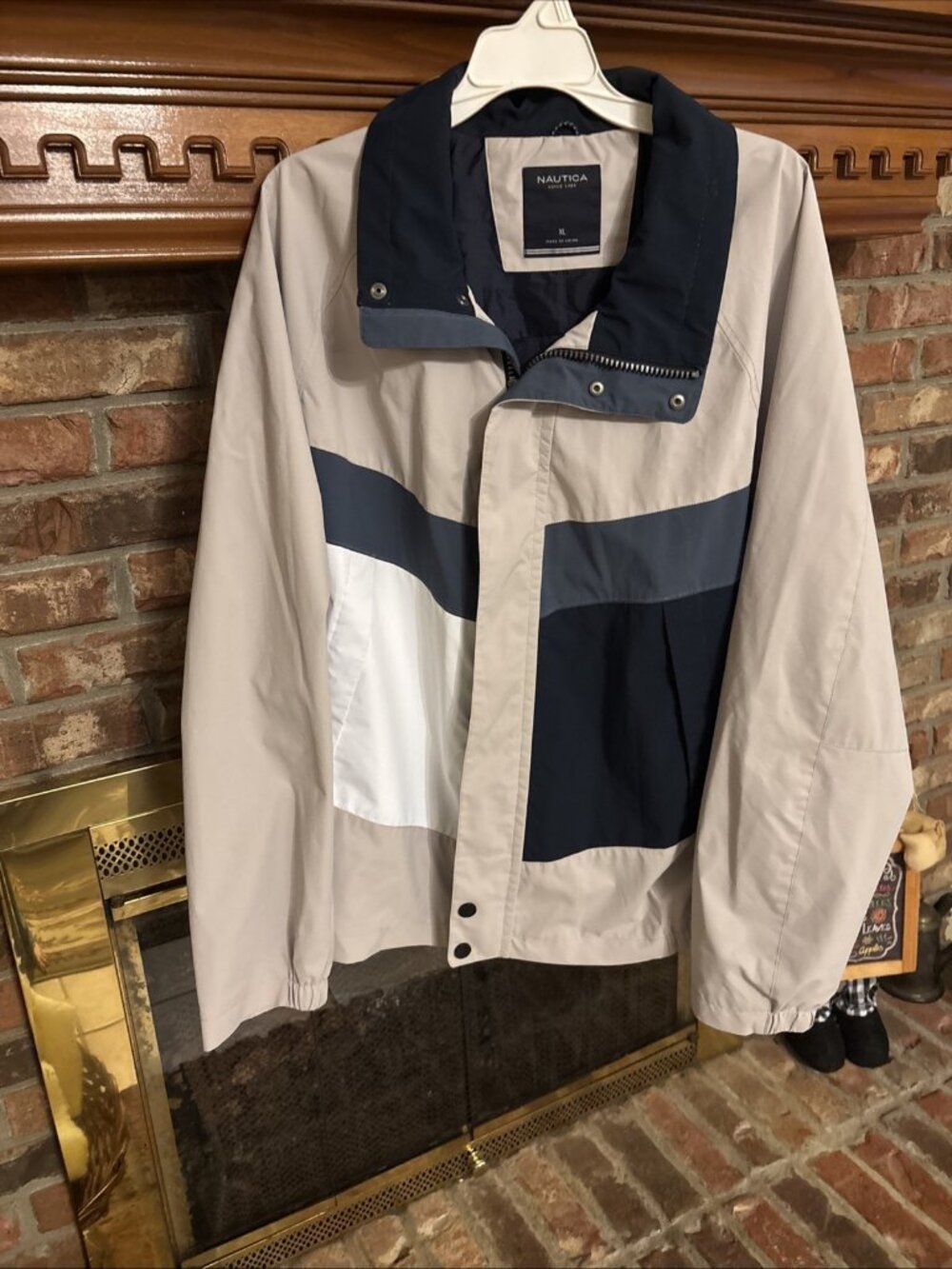 Nautica Men’s Beige & Gray Jacket Size XL Light Fall Jacket